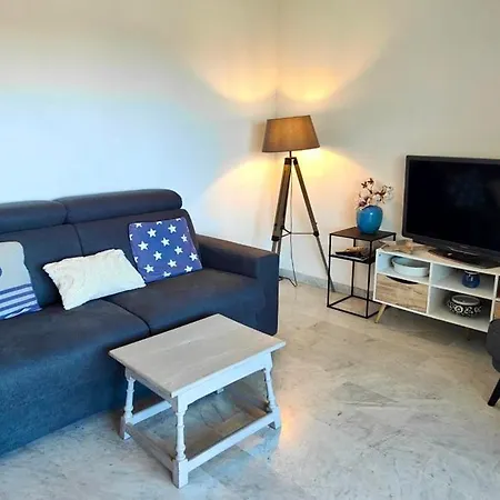 דירה Charming T2 With Balcony Near The Port Of Fréjus